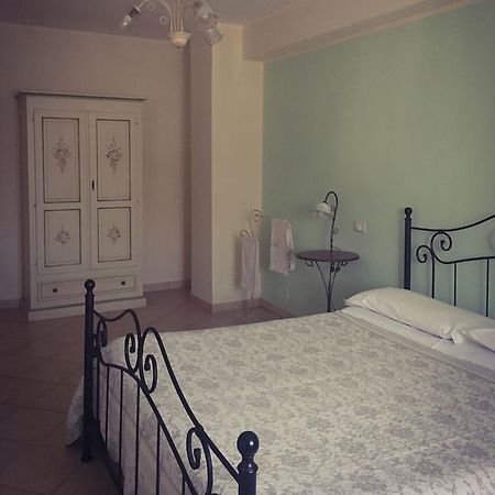 Casa Vacanze Il Castello Pescina Εξωτερικό φωτογραφία