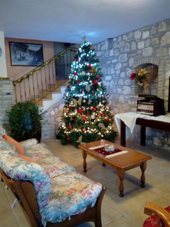 Casa Vacanze Il Castello Pescina Εξωτερικό φωτογραφία